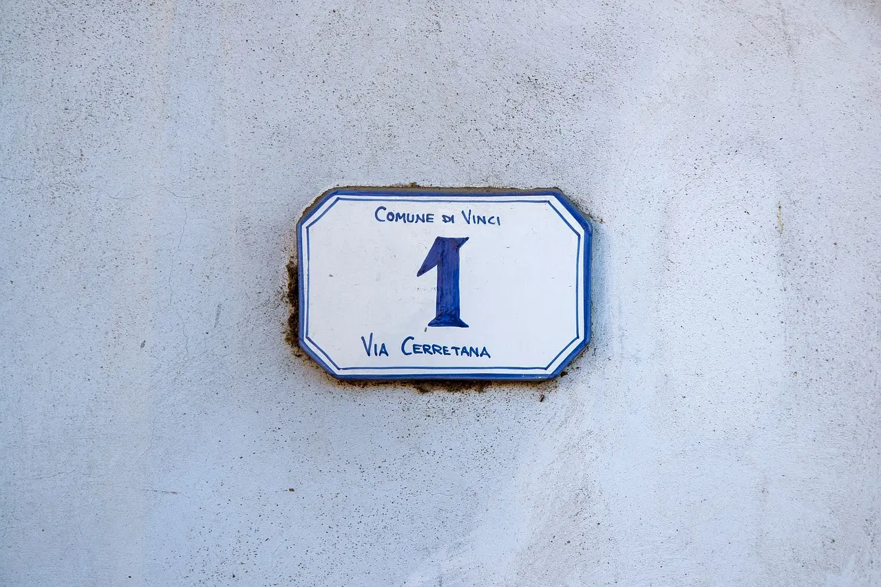 house number 1, house, number